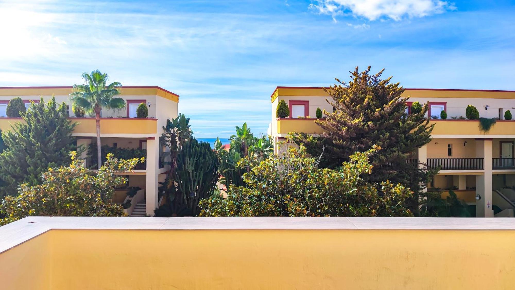 Apartment Oleholidays 226 Romana Playa Primera Linea De Mar Marbella